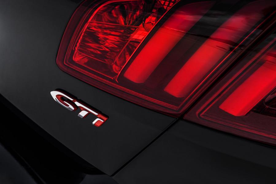 Детали экстерьера Peugeot 308 GTi 2015 года  (фото 35 из 65)